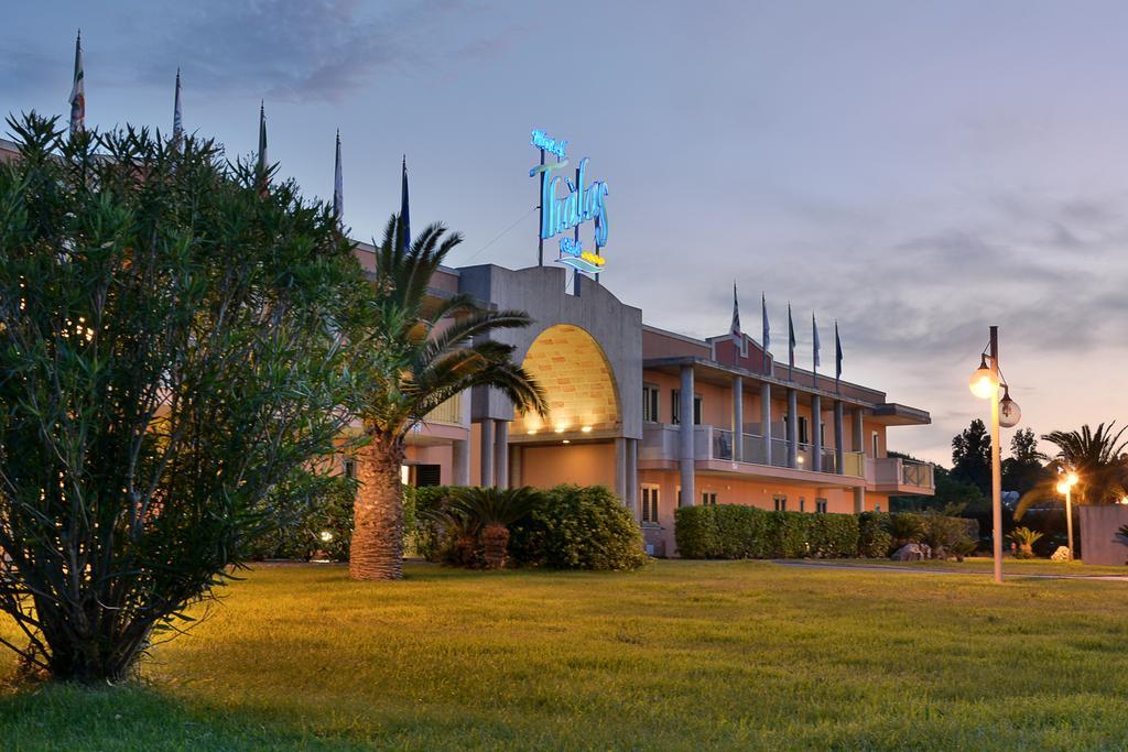 Hotel Thalas Club Torre dell'Orso Exterior foto